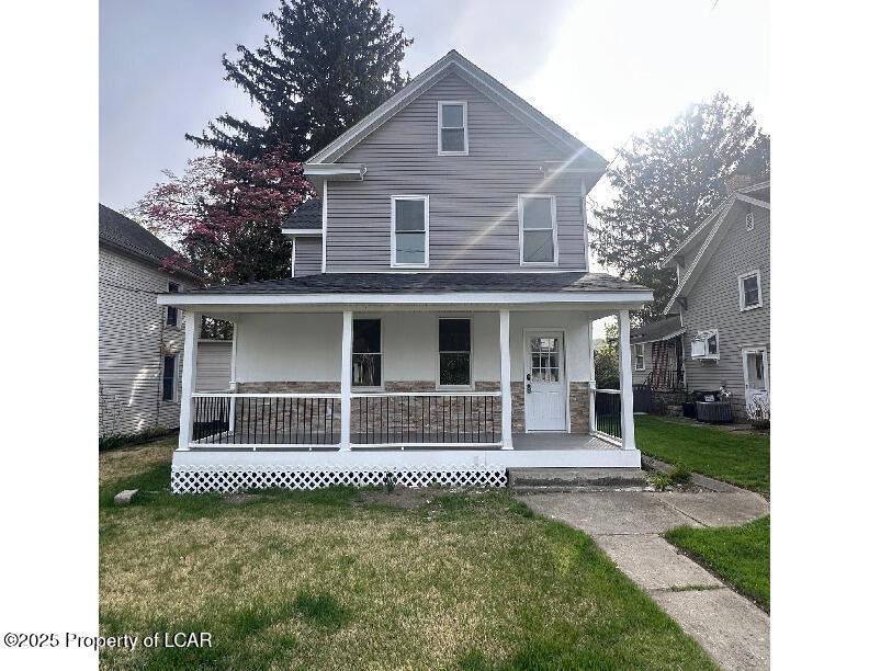 For Sale $454,900 • Co-Listing Agent