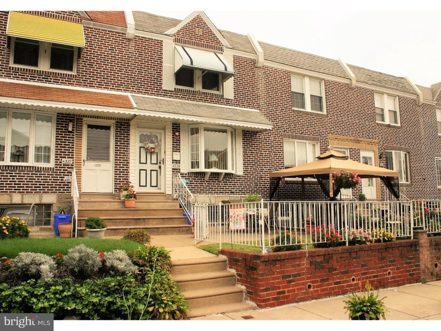 4329 Oakmont St, Philadelphia, PA 19136 - photo 1