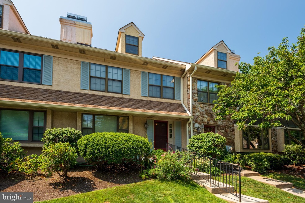 23 Chateau Cir unit F31, Chesterbrook, PA 19087 - photo 1