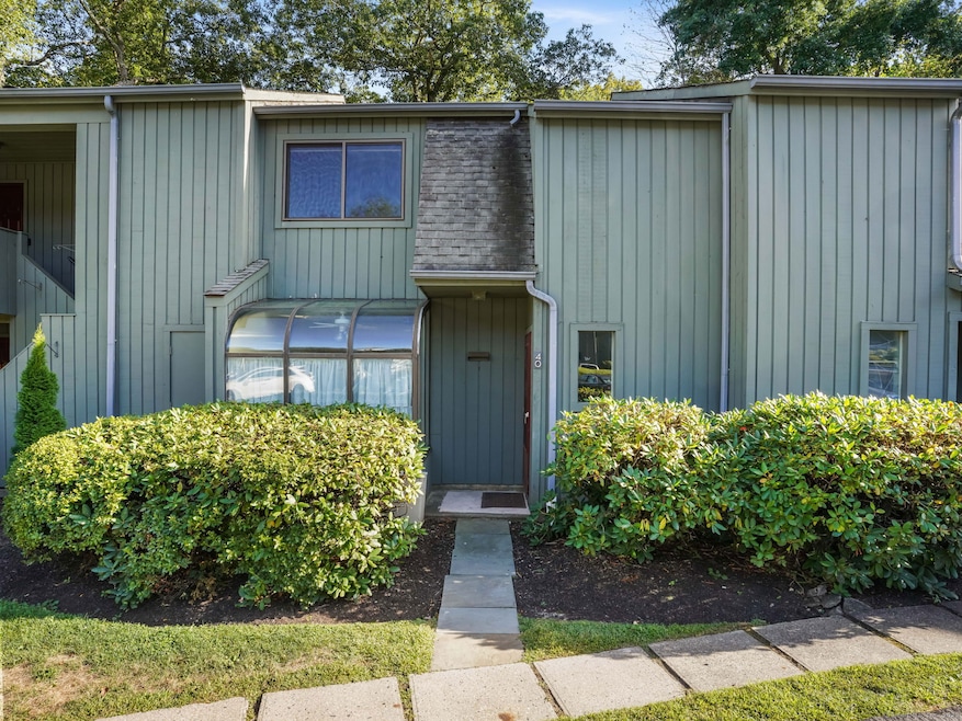 123 Old Belden Hill Rd unit 40, Norwalk, CT 06850 - photo 1