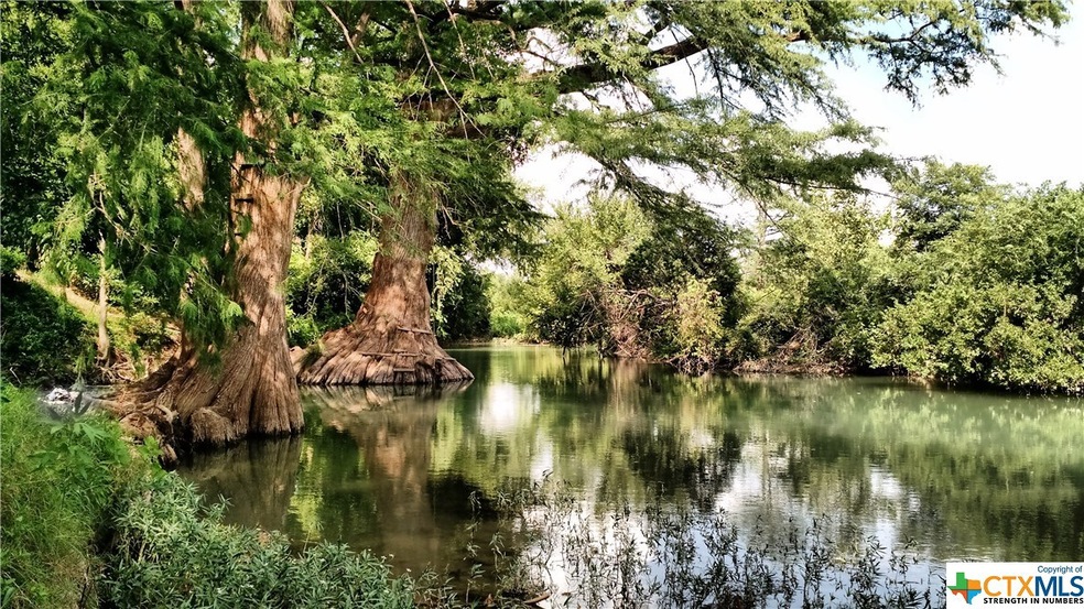 2114 River Rd, San Marcos, TX 78666 - photo 1