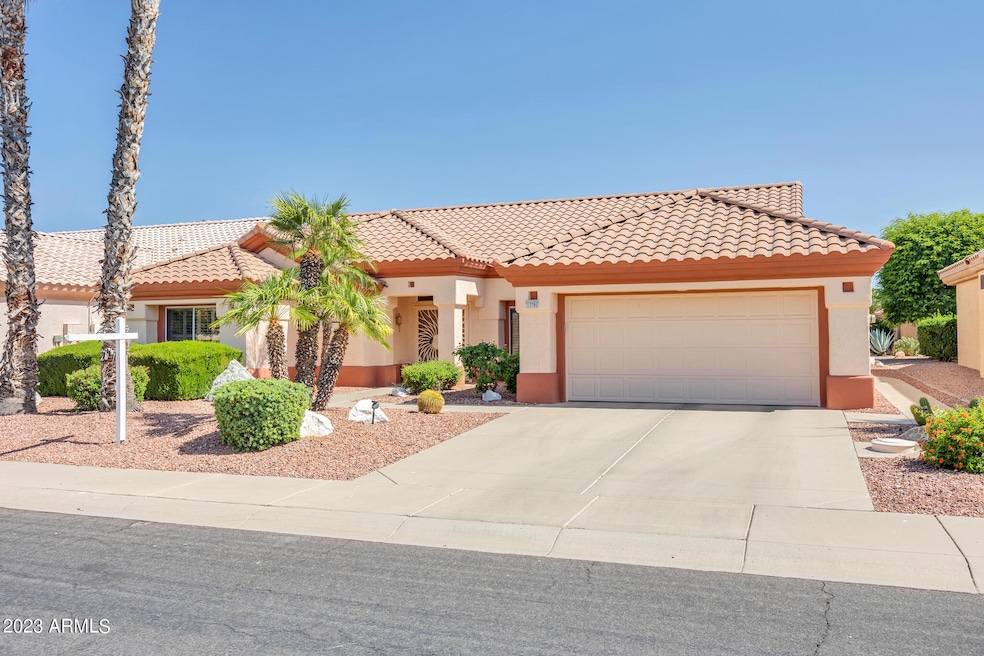 13705 W Robertson Dr-4