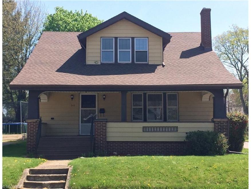 947 Oakland Ave, Akron, OH 44310-1405  This great 