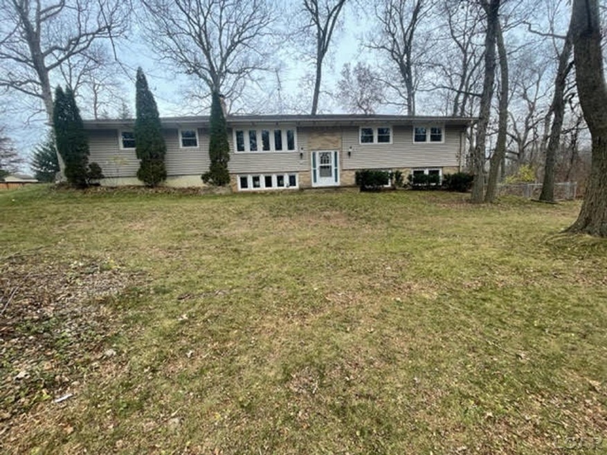 504 2nd St, Addison, MI 49220 - photo 1