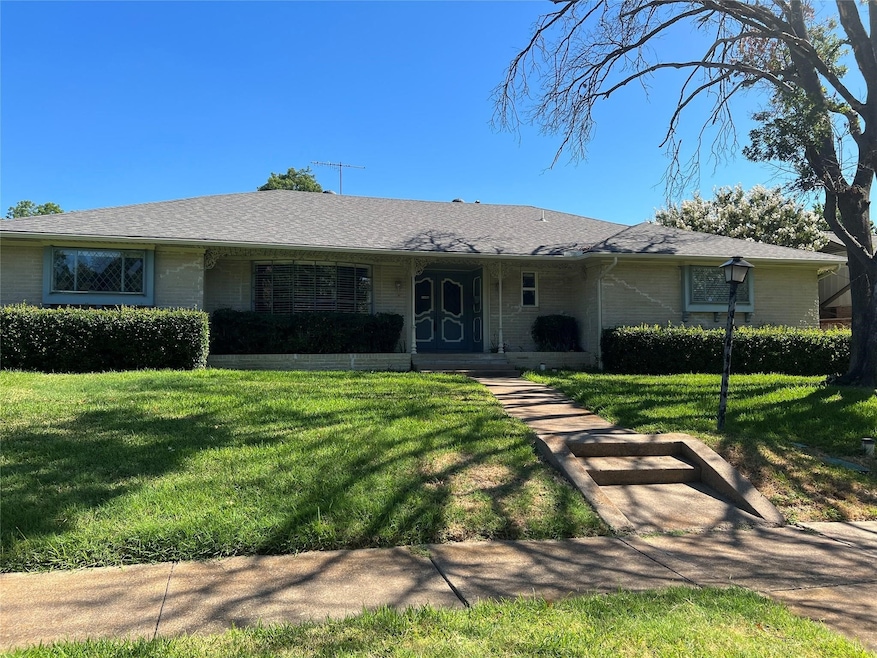 7135 Blairview Dr, Dallas, TX 75230 - photo 1