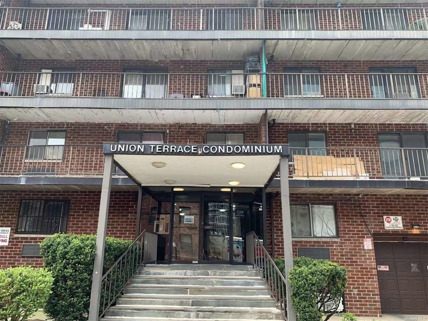 Union Terrace Condominium unit 2E, Flushing, NY 11355 - photo 1