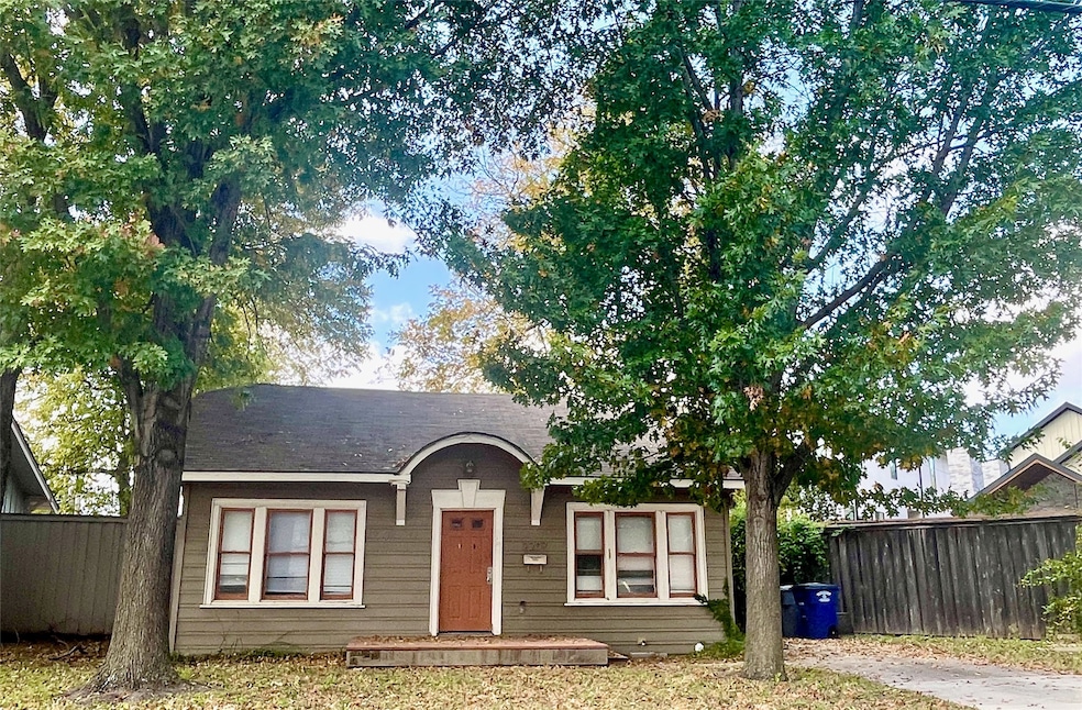 2207 Glencoe St, Dallas, TX 75206 - photo 1