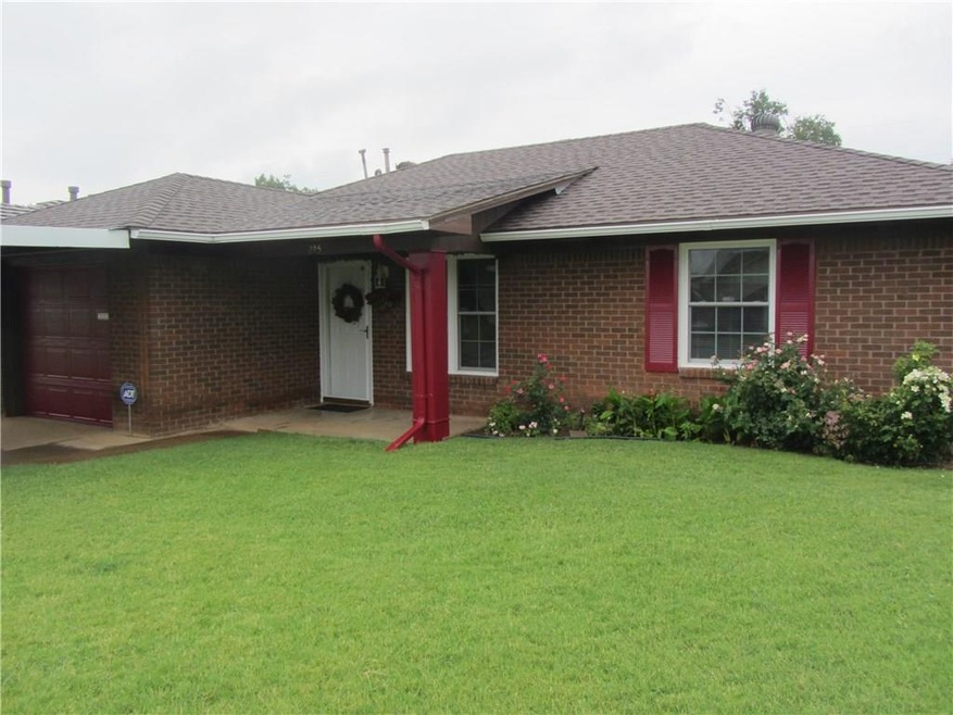 Good curb appeal!