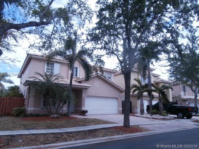 10775 NW 70th St, Doral, FL 33178 - photo 1