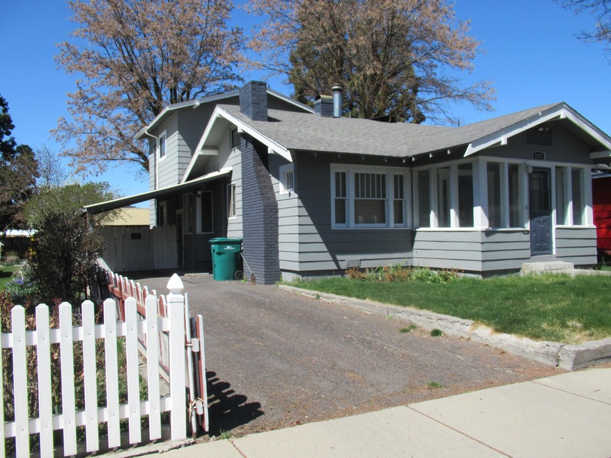 1022 Owens St, Klamath Falls, OR 97601 - photo 1