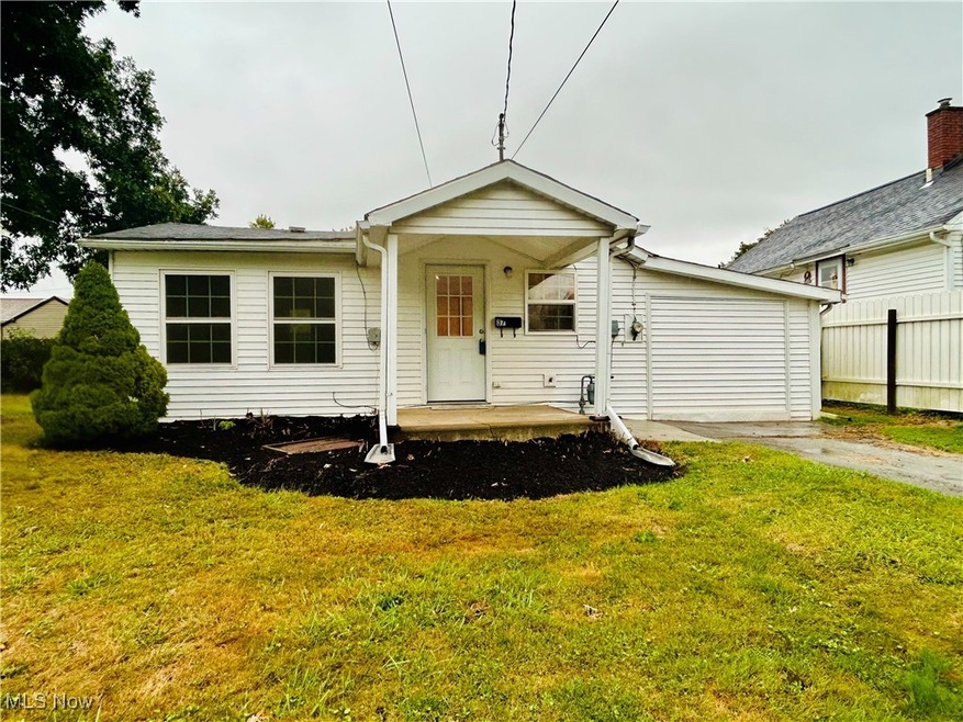 37 Harvey St, Struthers, OH 44471 - photo 1