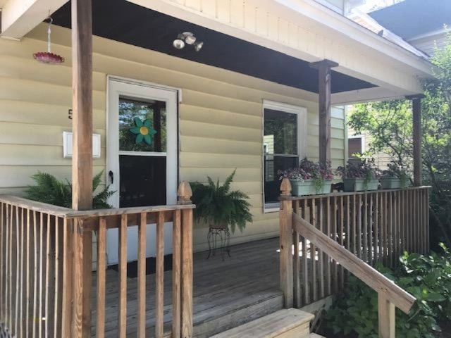 Curtis 544 front porch