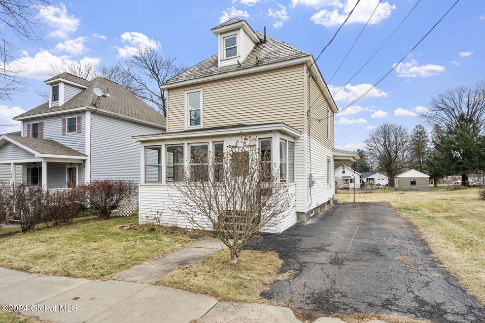 20 Commerce St, Schenectady, NY 12302 - photo 1