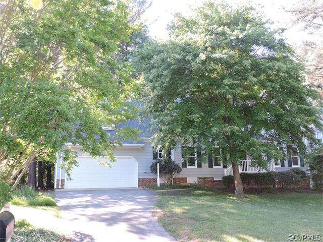Welcome to 5712 Grove Forest Court.