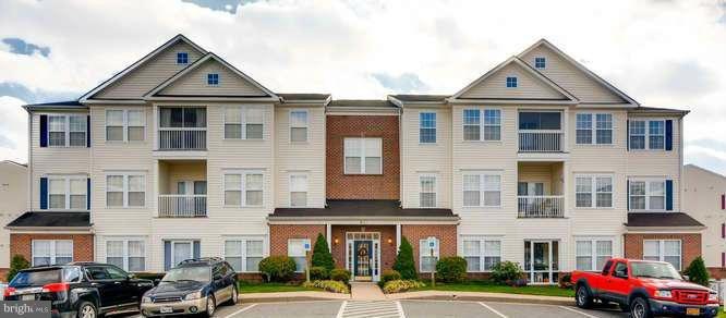 301 Willrich Cir unit M, Forest Hill, MD 21050 - photo 1