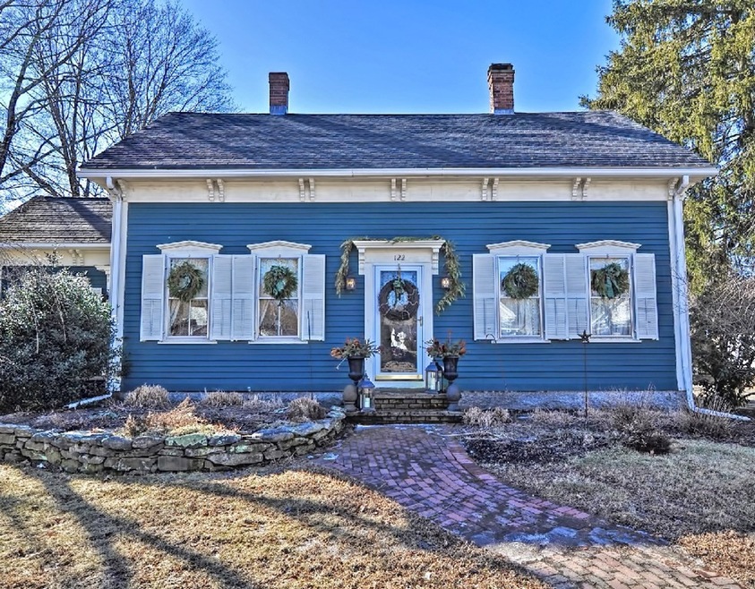 122 N Main St, Uxbridge, MA 01569 - photo 1