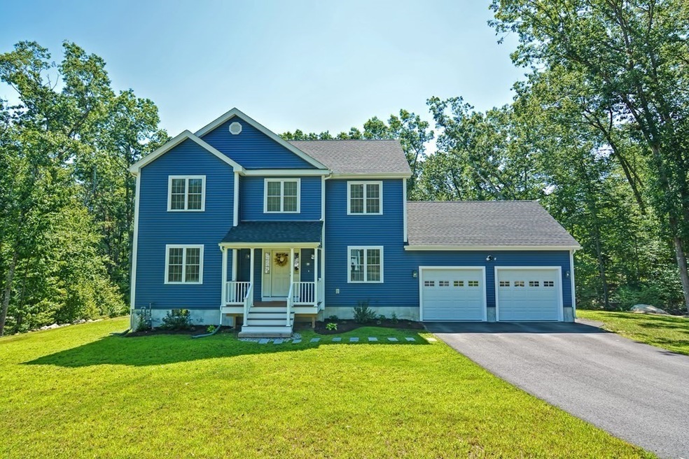 11 Tucker Hill Rd, Uxbridge, MA 01569 - photo 1