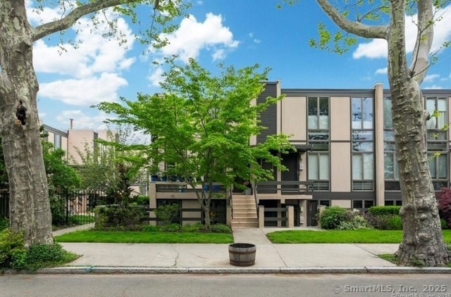 299 Greene St unit G-2, New Haven, CT 06511 - photo 1