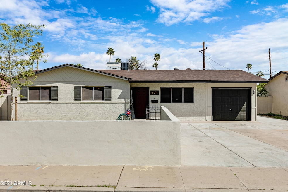 527 S Stewart-1