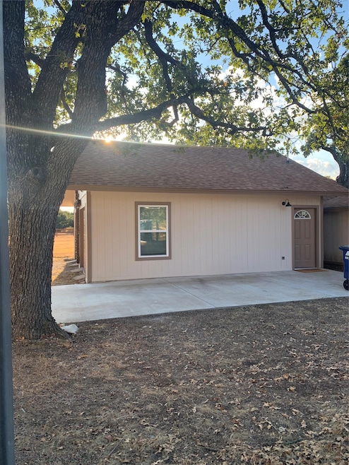 For Rent $1,600/month