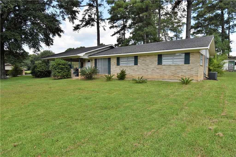 2707 Donald Ave, Pineville, LA 71360 - photo 1