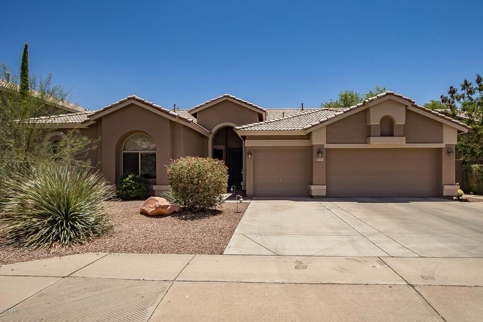 Low Maintenance Front Yard