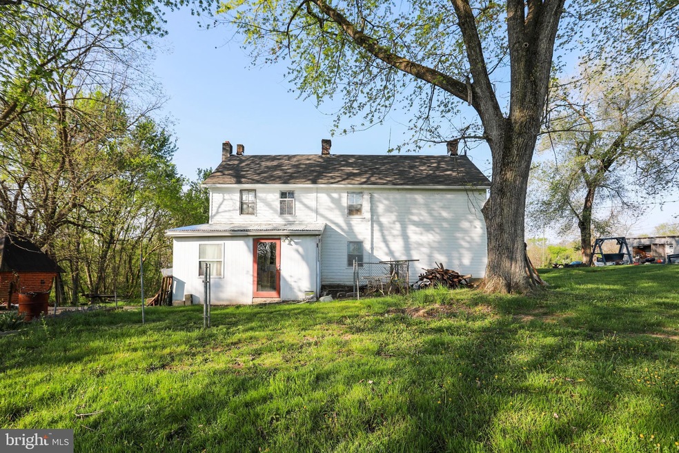 12007 Walnut Point Rd, Hagerstown, MD 21740 - photo 1