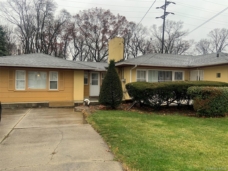 761 Donlon Ave, West Hempstead, NY 11552 - photo 1