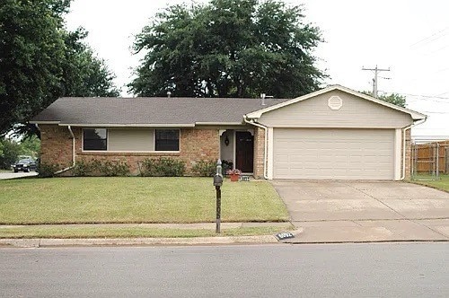 6052 Blueridge Dr, Watauga, TX 76148 - photo 1