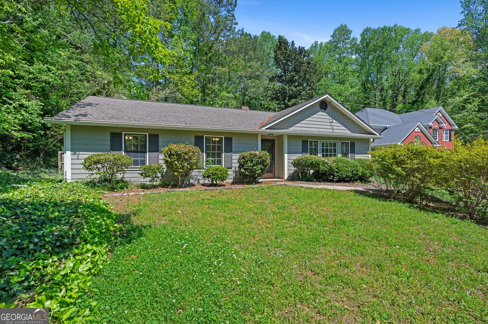 4871 Post Oak Tritt Rd NE, Roswell, GA 30075 - photo 1