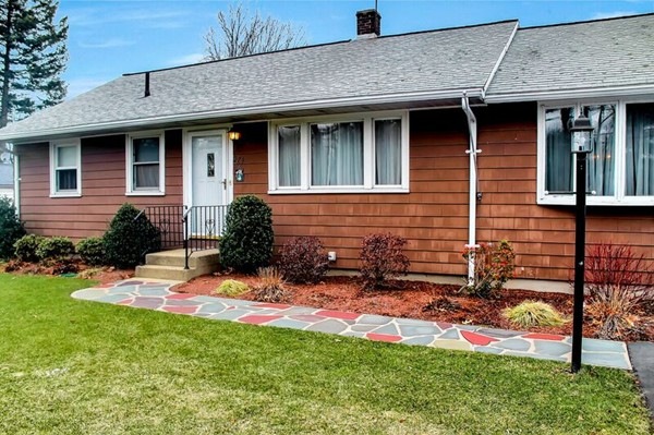 279 Washington St, Woburn, MA 01801 - photo 1
