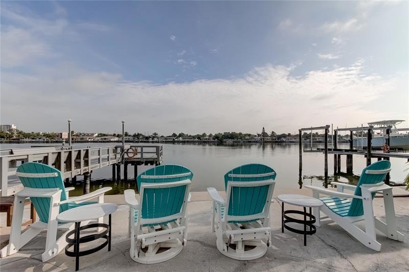 8615 E Bay Dr unit 4, Treasure Island, FL 33706 - photo 1