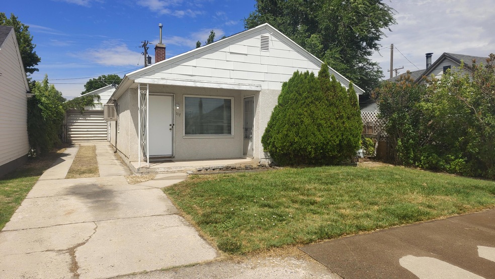 Darling home in Milford