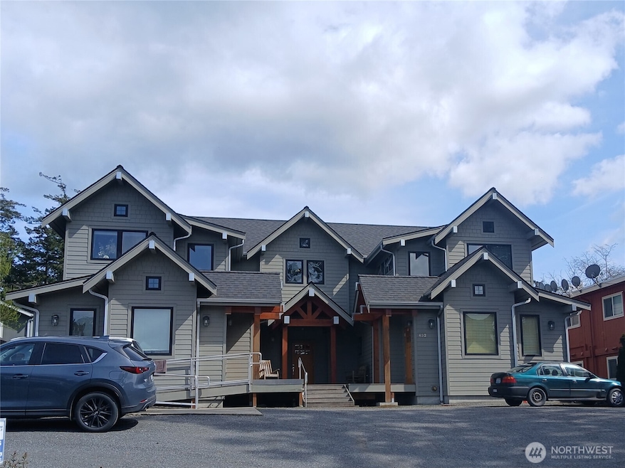 452 Pine St, Eastsound, WA 98245 - photo 1