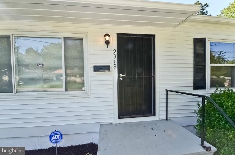 9319 Wyatt Dr, Lanham, MD 20706 - photo 1