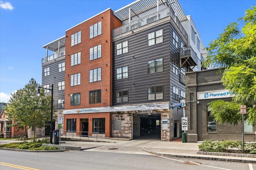 193 St Paul unit 402, Burlington, VT 05401 - photo 1