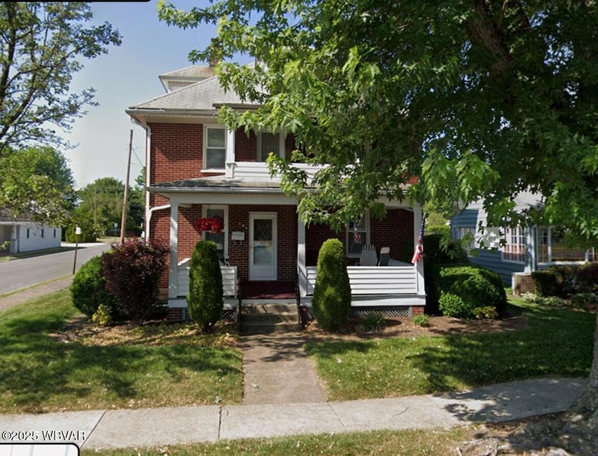 701 Mulberry St, Montoursville, PA 17754 - photo 1