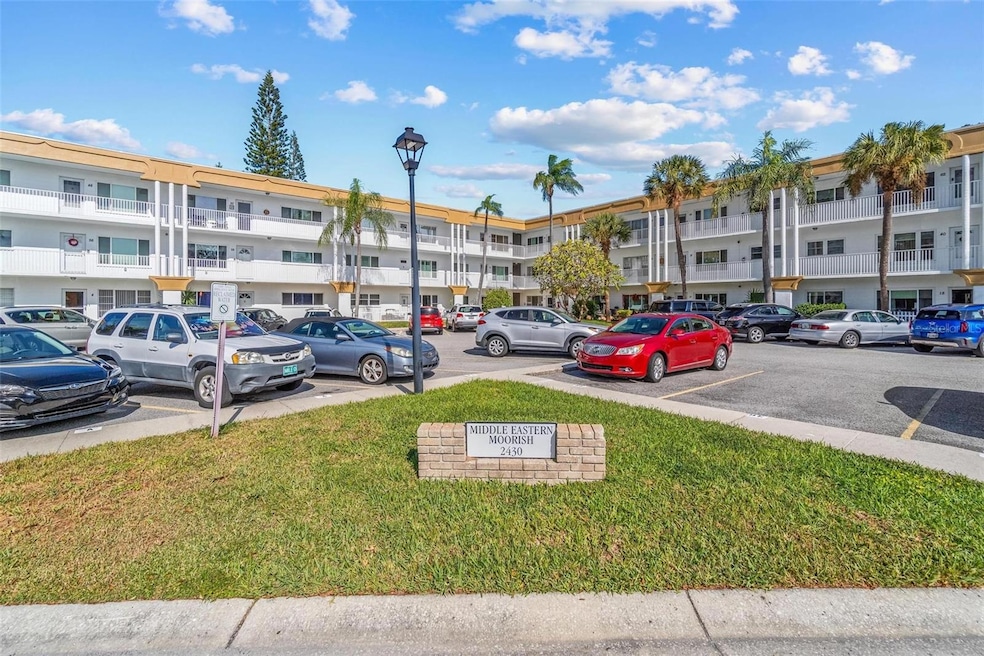 Welcome to Fee Simple Building - Middle Eastern Morrish