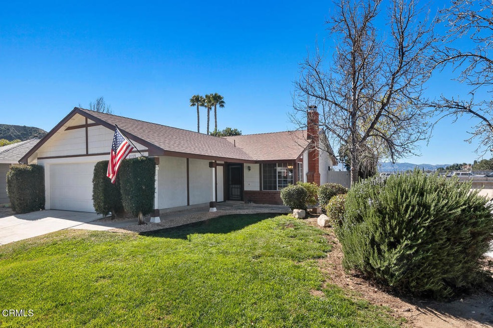 21728 Greensleeves Ct Santa-large-003-02