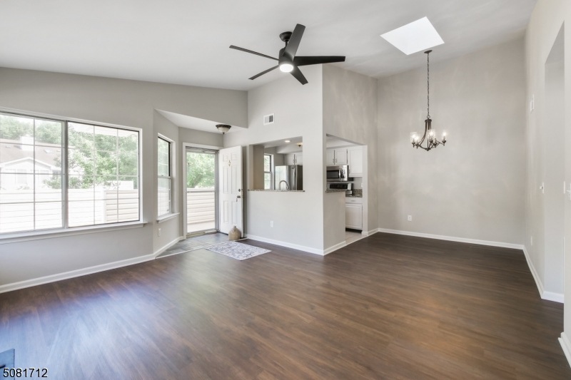 18 Crossfield Ct unit 21E, Bedminster, NJ 07921 - photo 1