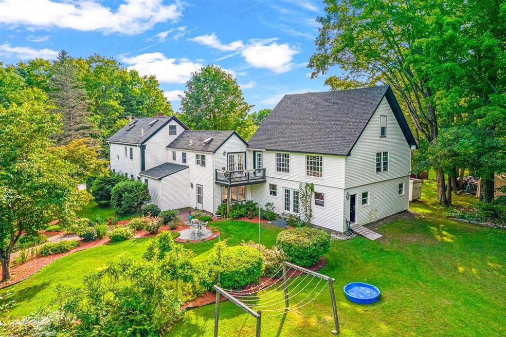 41 Highland St, Newton, NH 03858 - photo 1