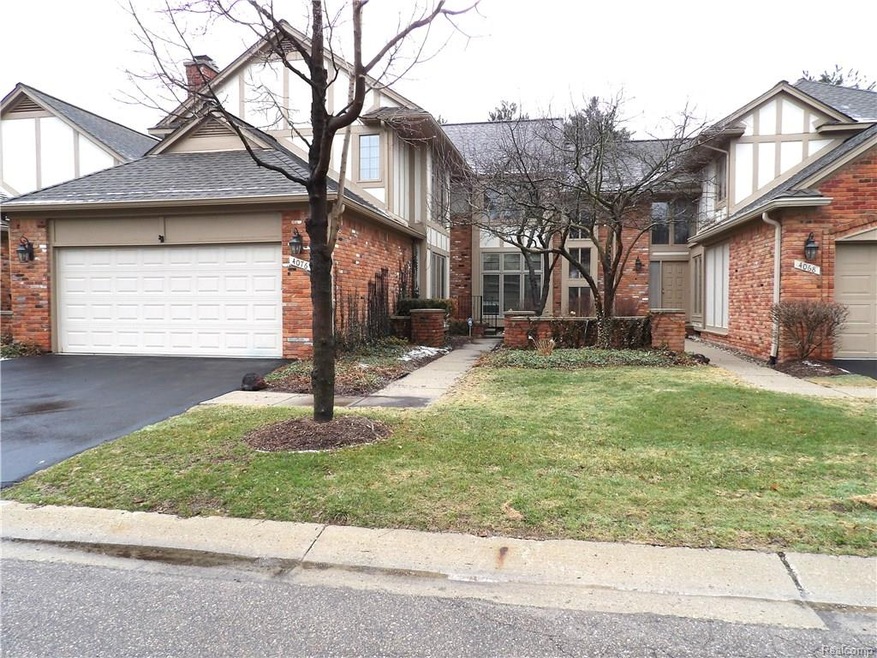 4076 Willoway Place Dr unit 15, Bloomfield Hills, MI 48302 - photo 1