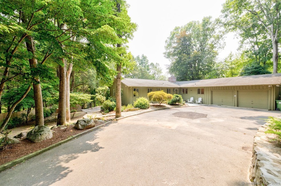 Welcome to 28 Spring Valley Rd!