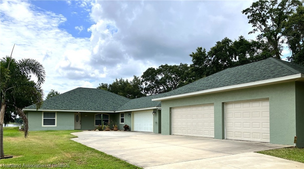120 Huntley Ct, Lake Placid, FL 33852 - photo 1