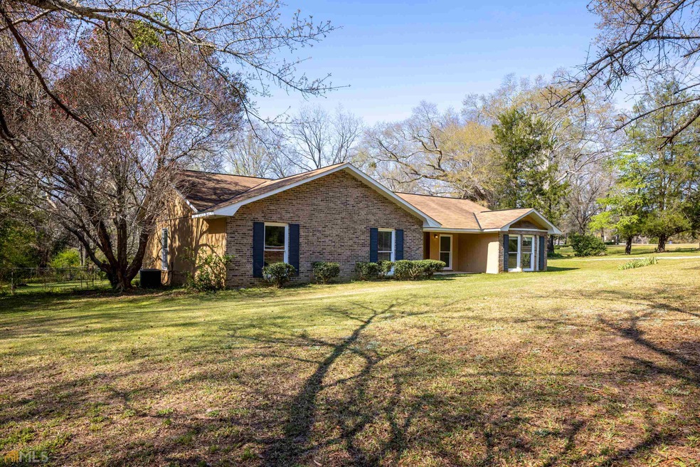 13830 Cross Creek Rd, Upatoi, GA 31829 - photo 1