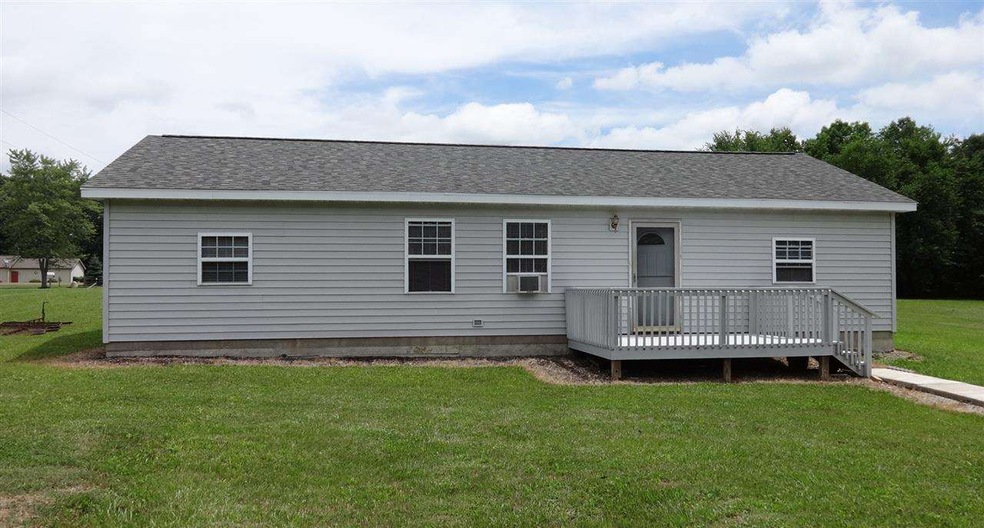 1678 N Fresh Air Ave, Albion, IN 46701 - photo 1