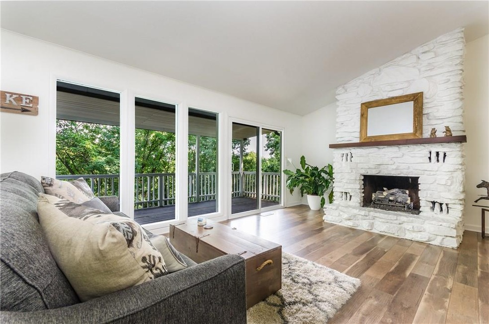 7 Deane Cir, Bella Vista, AR 72715 - photo 1