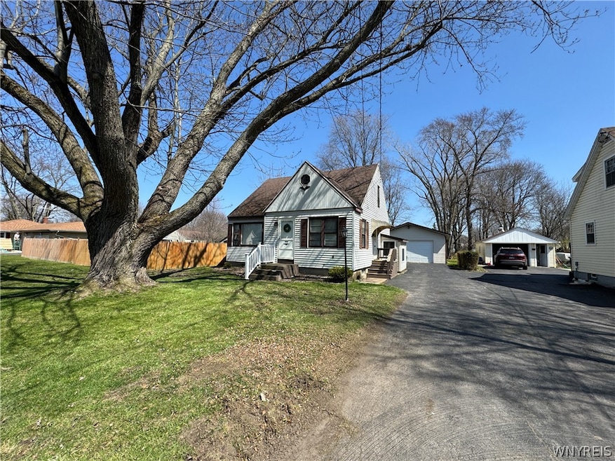 494 Kohl St, North Tonawanda, NY 14120 - photo 1