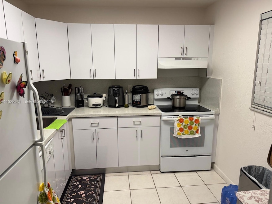 7700 Camino Real unit D101, Miami, FL 33143 - photo 1