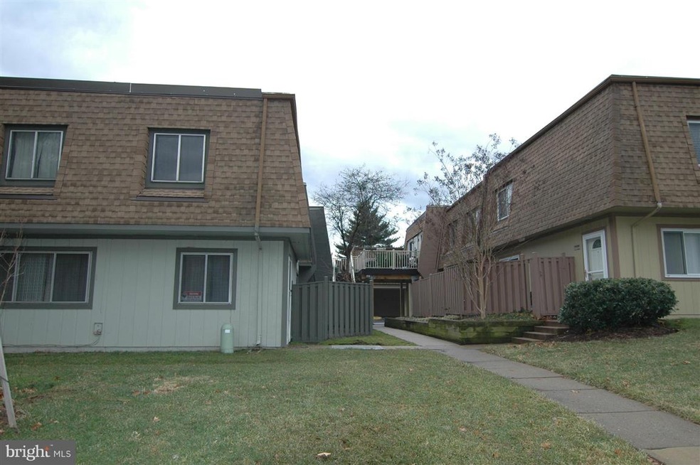 3828 Joshua Place unit B, Alexandria, VA 22309 - photo 1